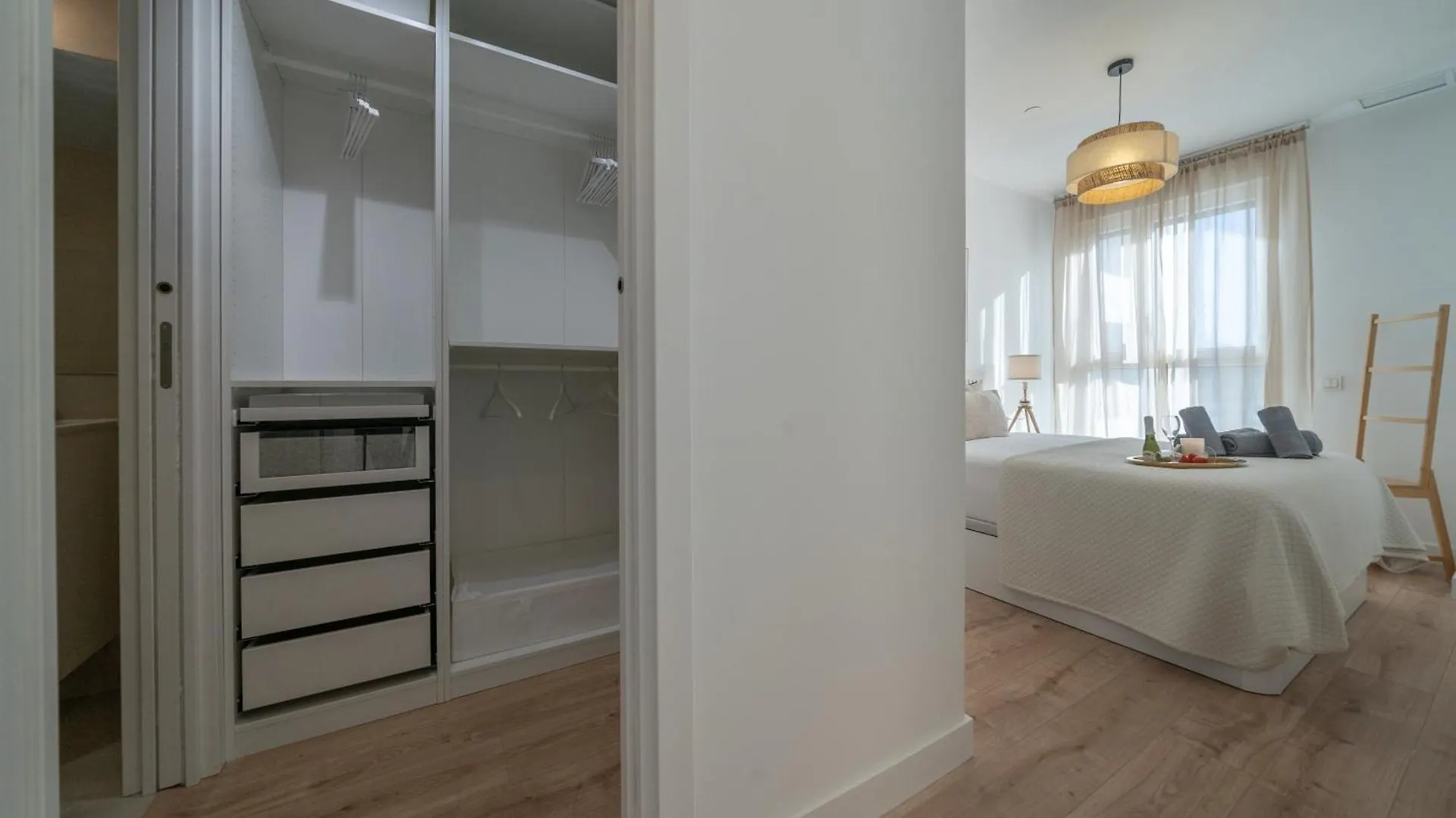 Xpce Urban 10 Malaga Skyline - Parking Free Apartment