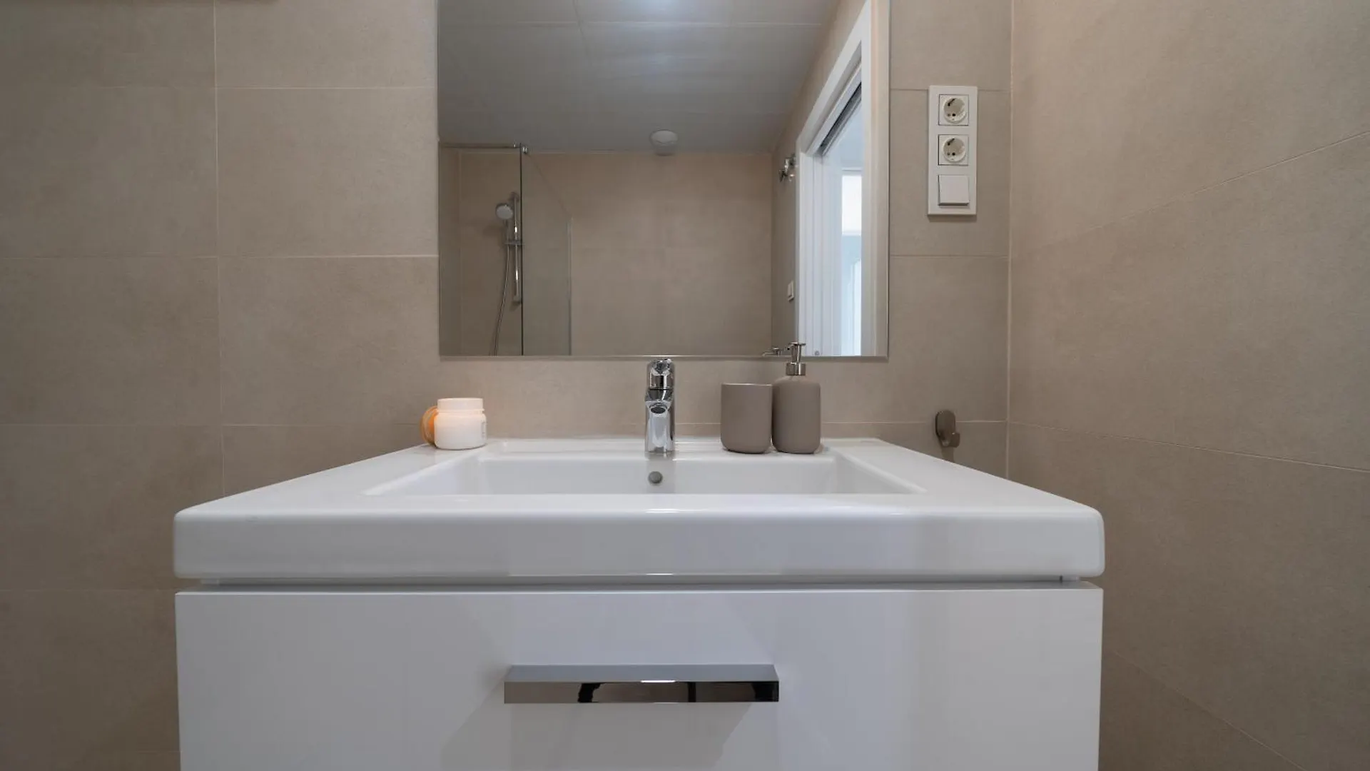 Xpce Urban 10 Malaga Skyline - Parking Free Apartment
